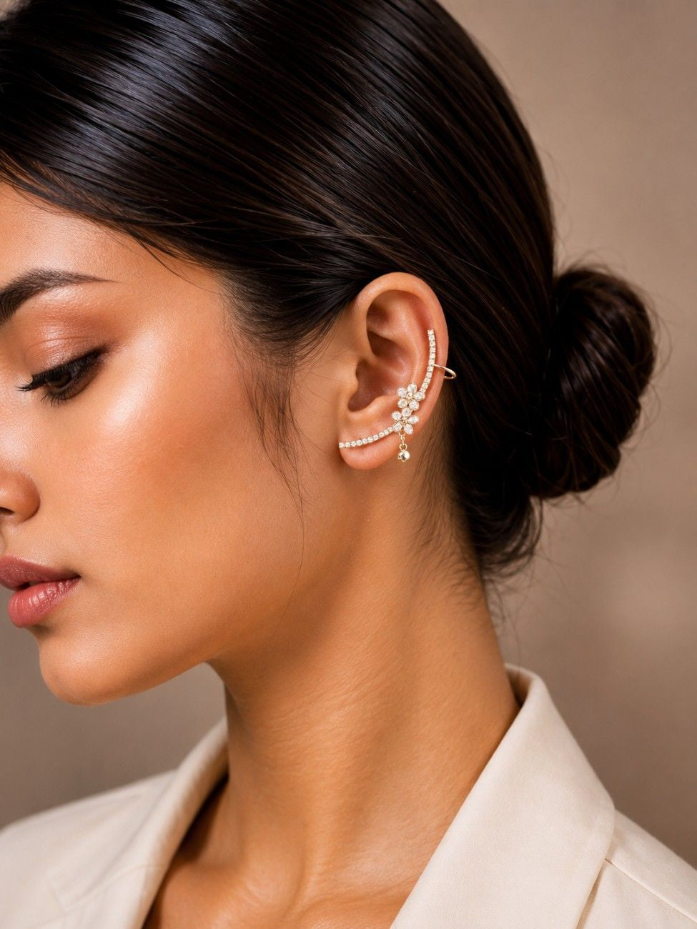 Floral-motif Golden Ear Cuff