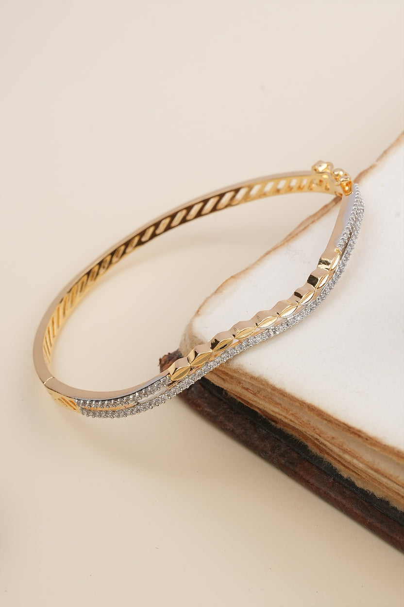 Gold and Diamond Bangle-Style cuff Bracelet