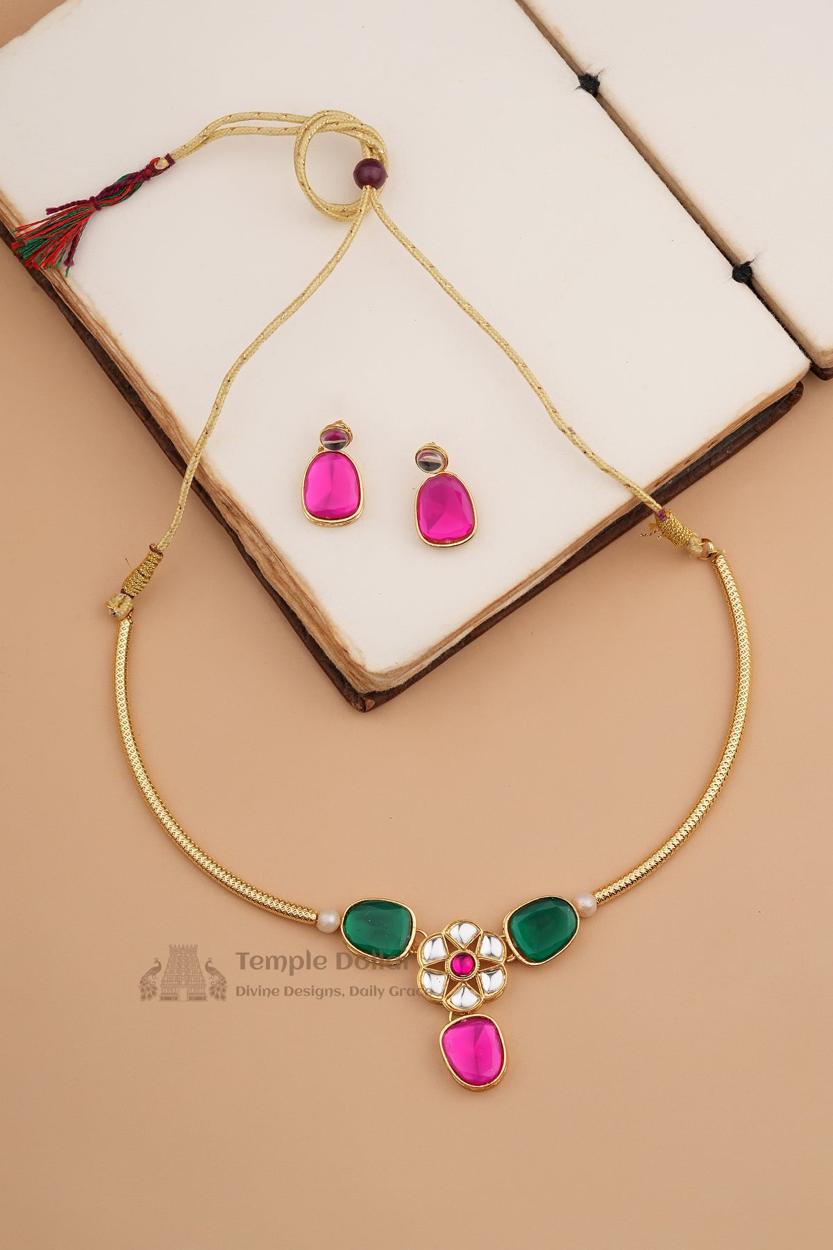 Kundan Floral Fusion Necklace & Earring Set