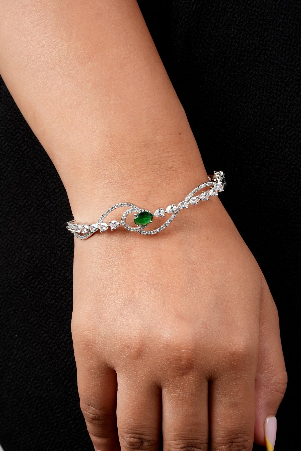 Rhodium-Plated Emerald Green Stone Wave Bracelet