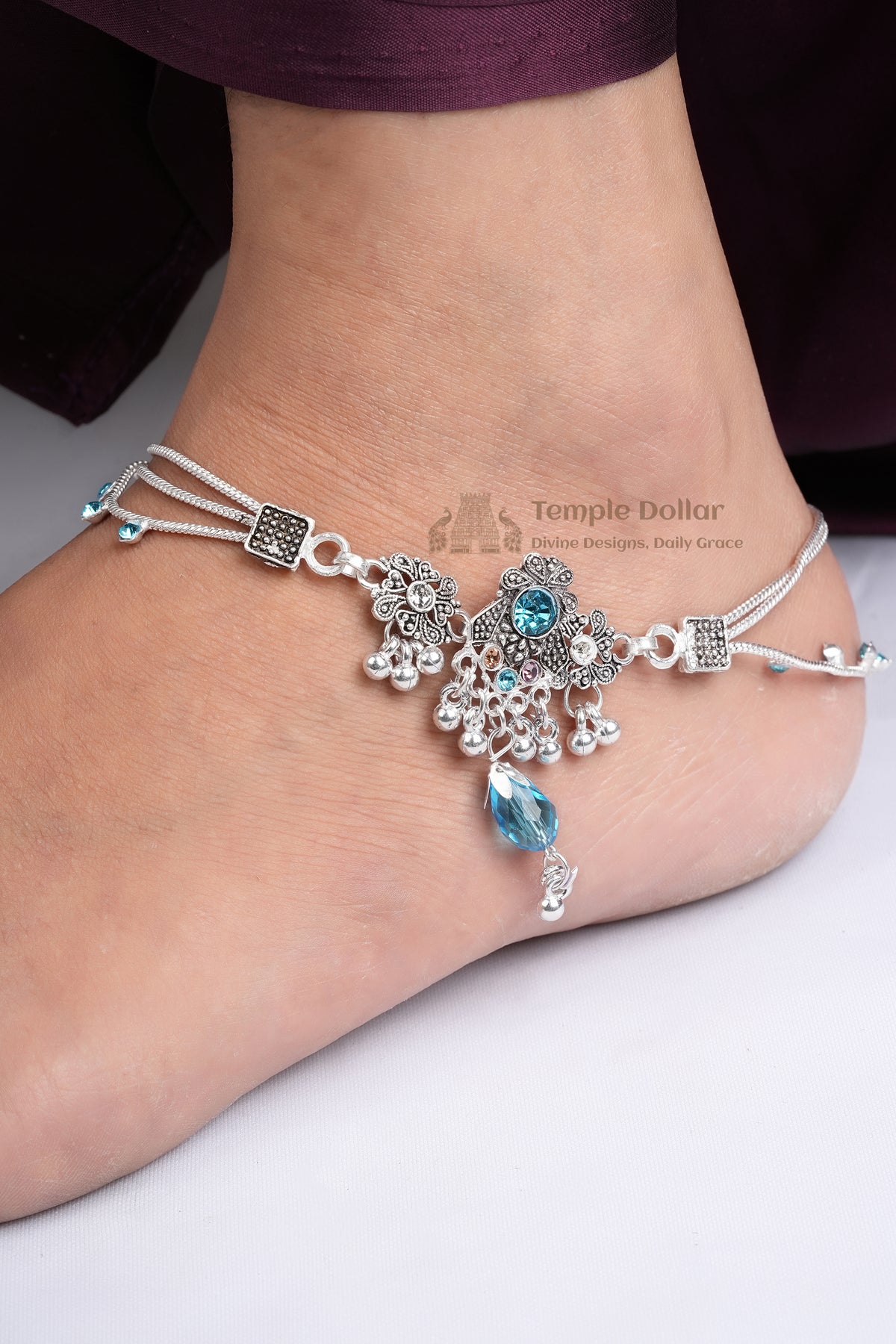 Oxidized Silver-finish Payal with Turquoise Crystals