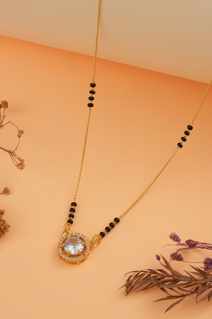 Halo Solitaire Mangalsutra - side view