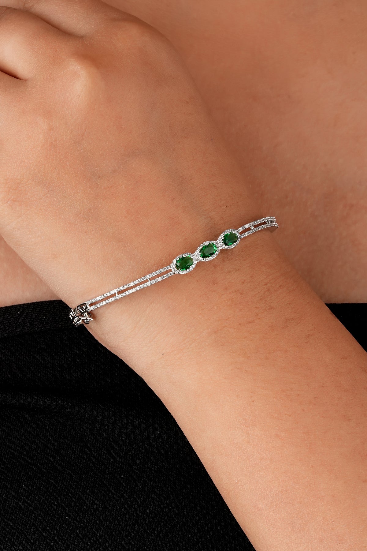 Emerald Stoned American Diamond Silver Plated Bracele