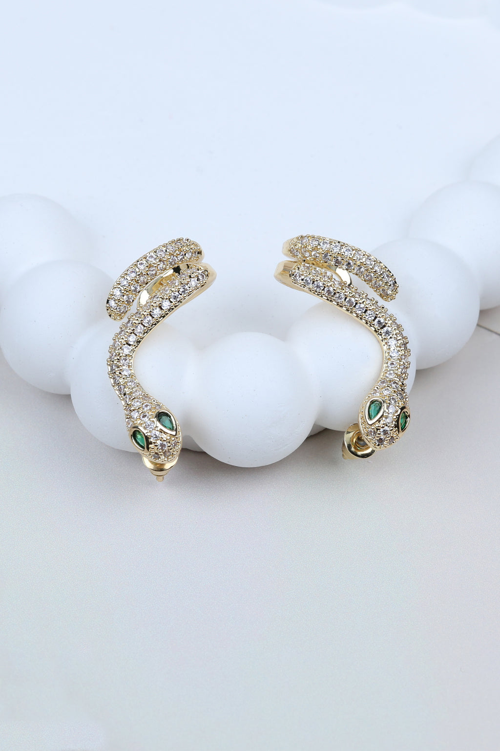 Snake-shaped Golden Ear Cuff