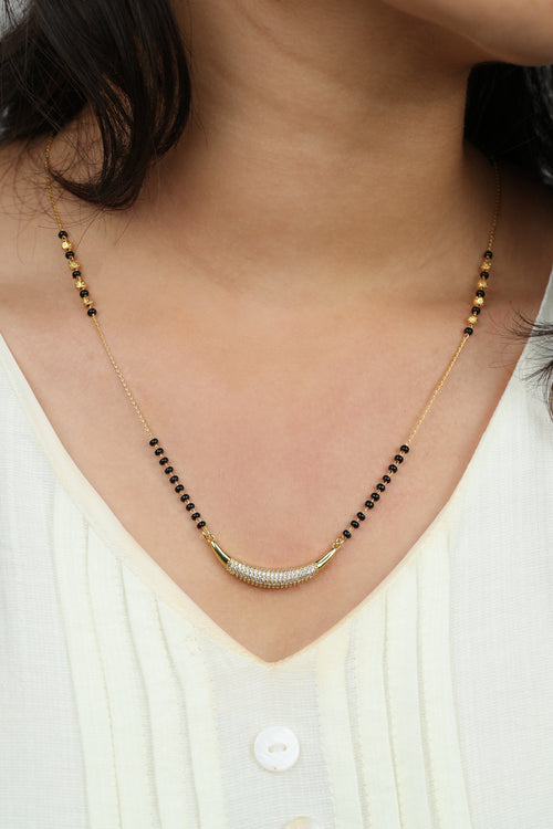Dainty Gold Mangalsutra – Curved Pavé CZ Bar Pendant Daily Wear Necklace for Women