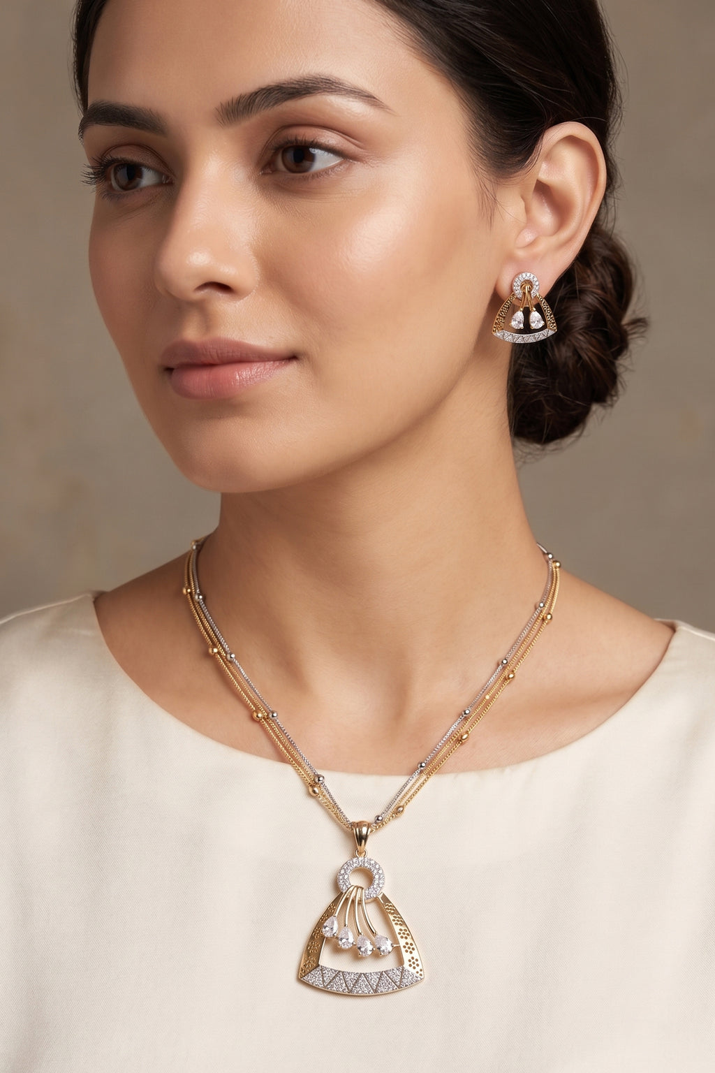 Royal American Diamond Pendant Set