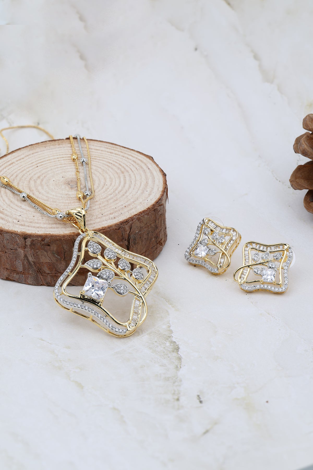 Square N Curves Pendant