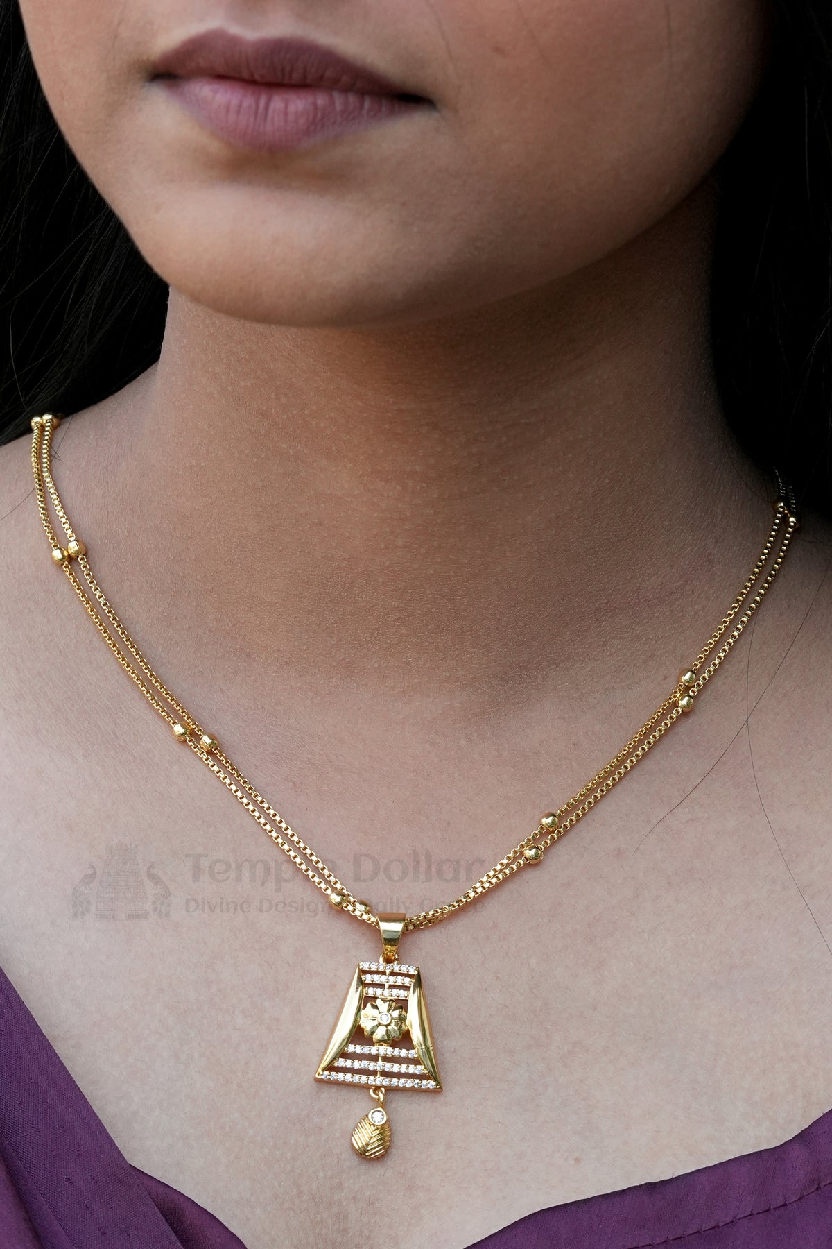 Designer Imitation Jewelry Pendant Chain – Temple Zircon Golden Necklace