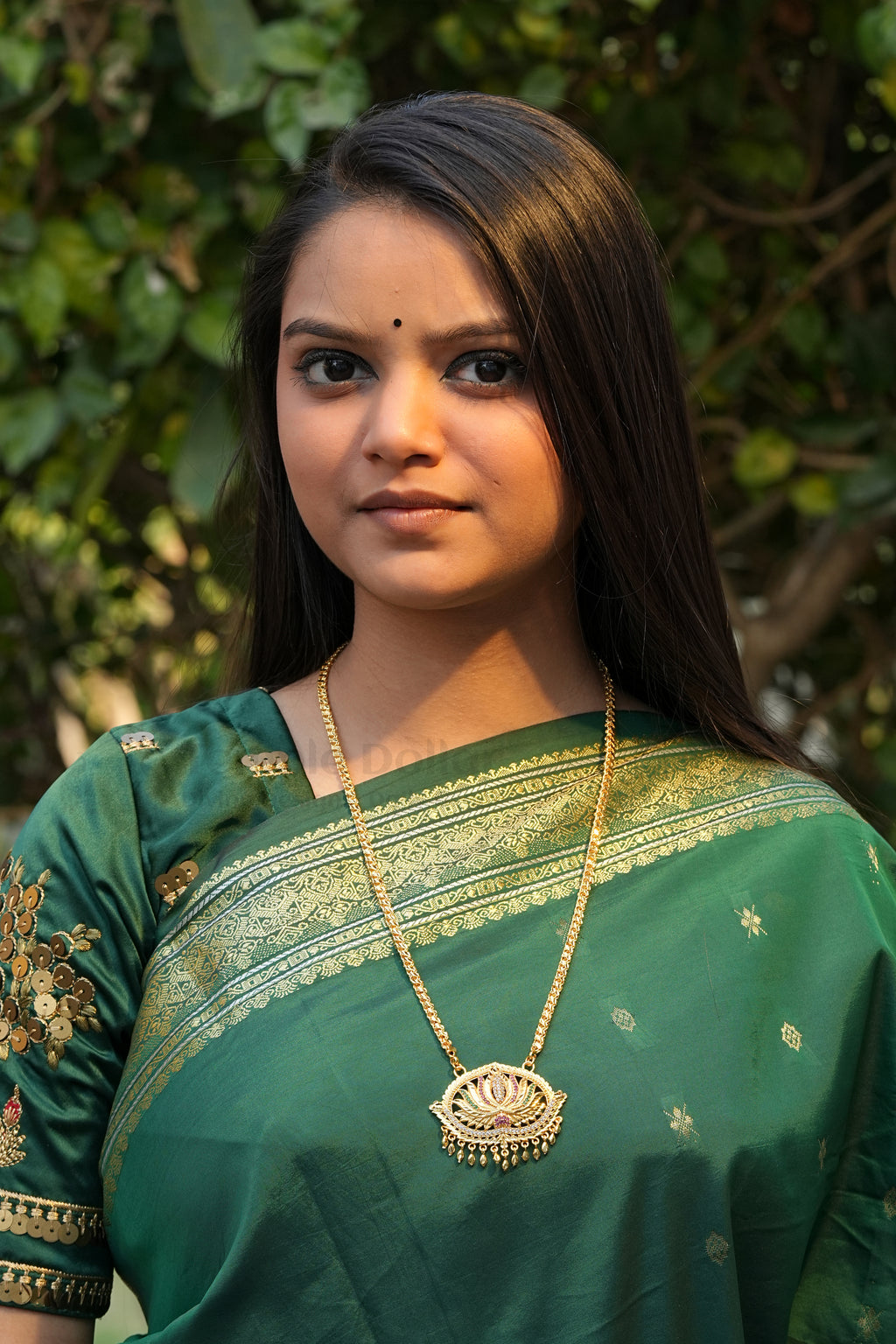 Oval Lotus Pendant with Square Mesh Chain