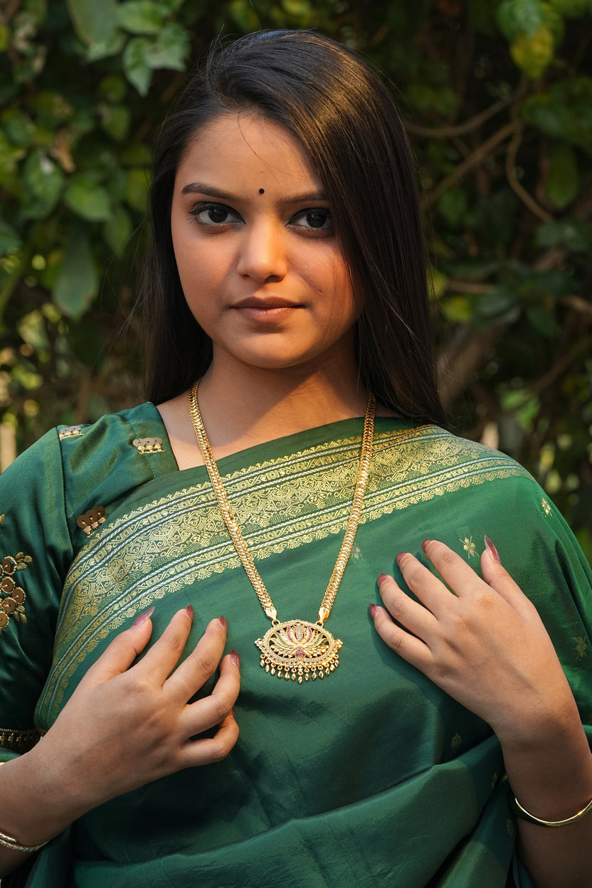 Oval Lotus Pendant with Twisted Rope Chain