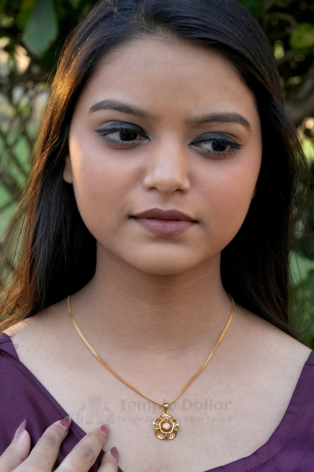 Floral Bloom Gold Plated Pendant Chain