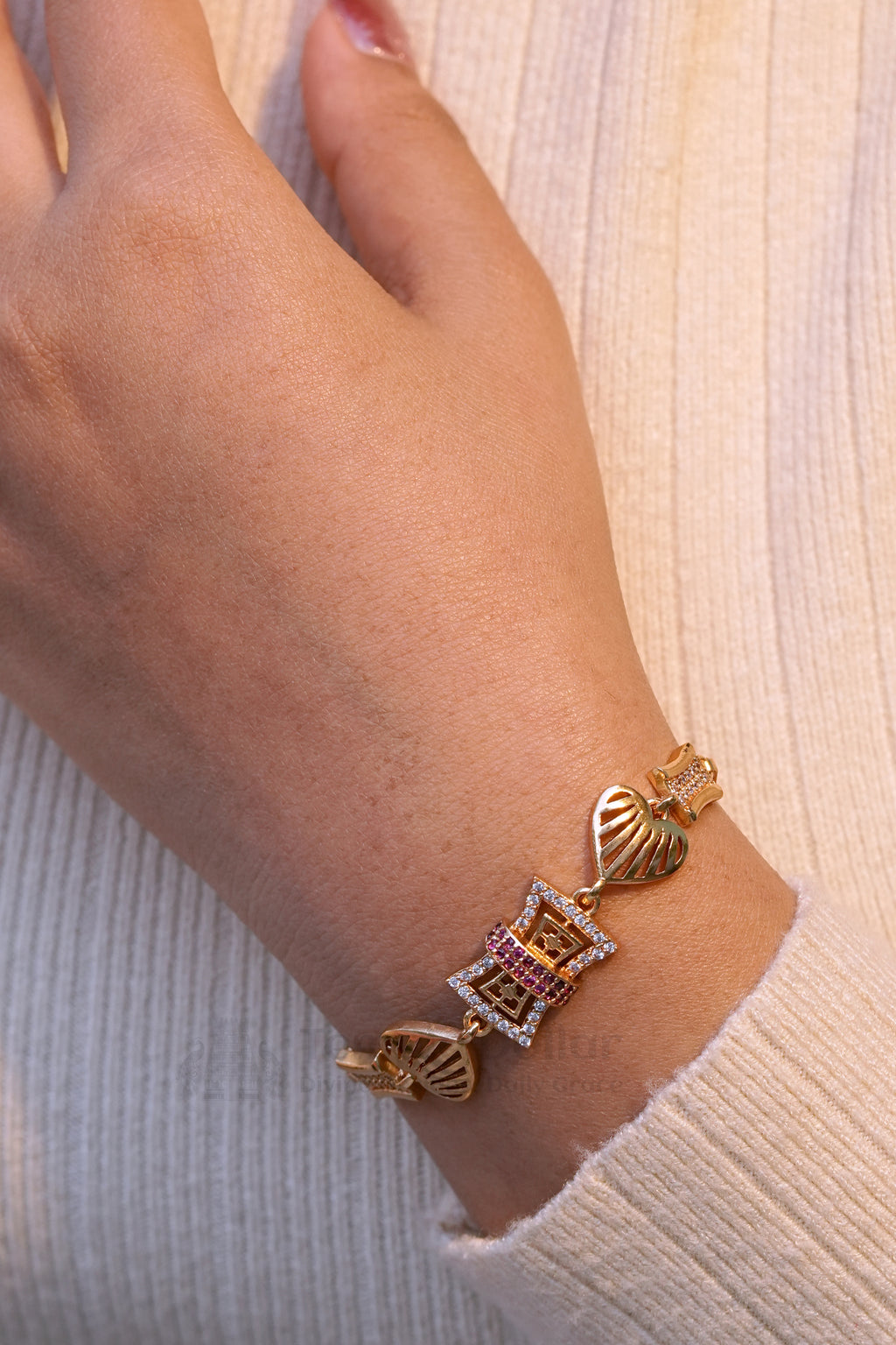Rose Gold Geometric Heart & Buckle Bracelet