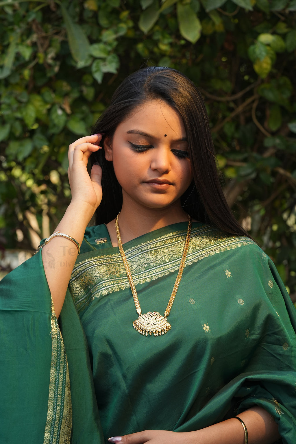 Twin Swan Annapakshi Pendant with Square Mesh Chain