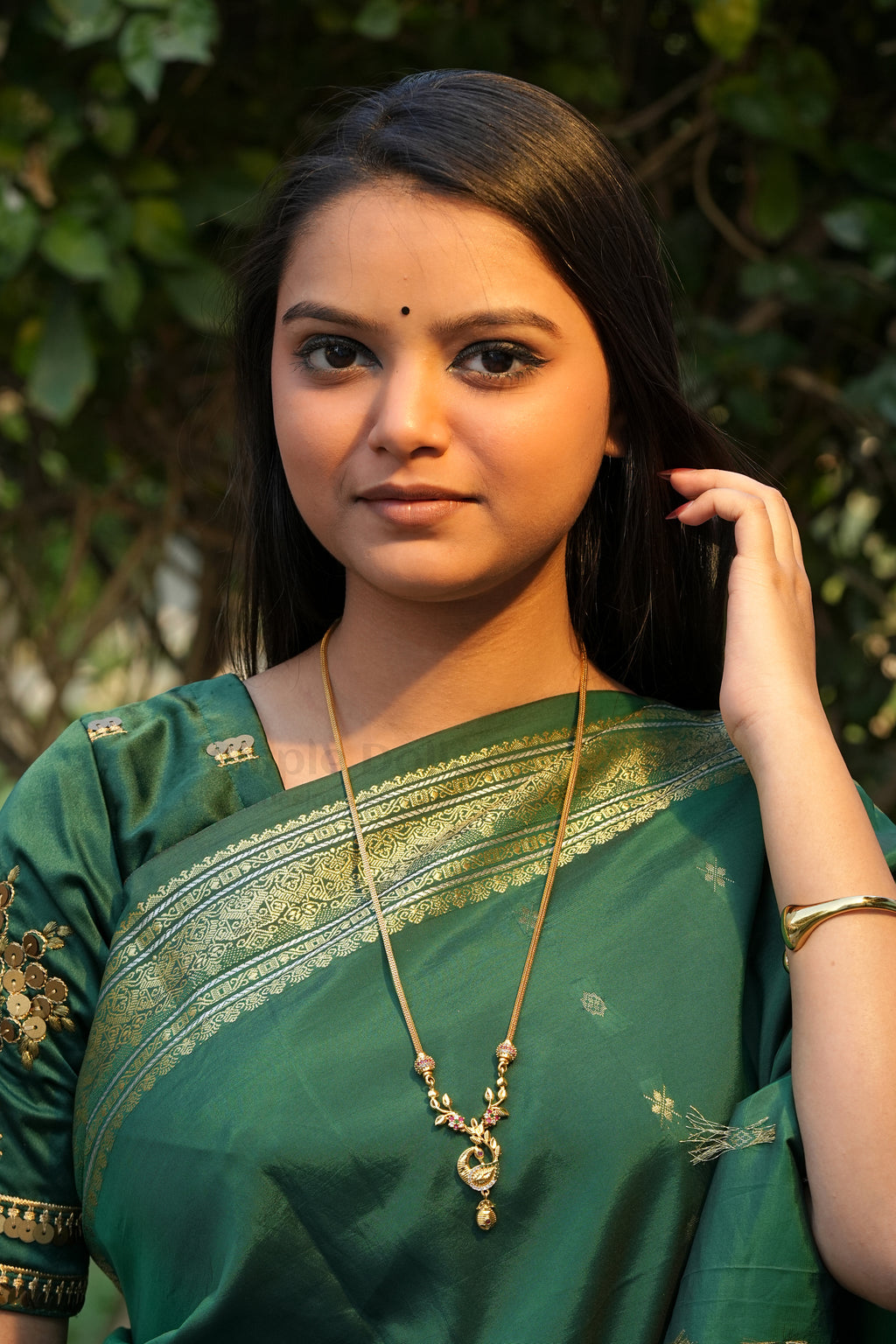 Floral Vine Peacock Pendant with Mugappu Ball Chain