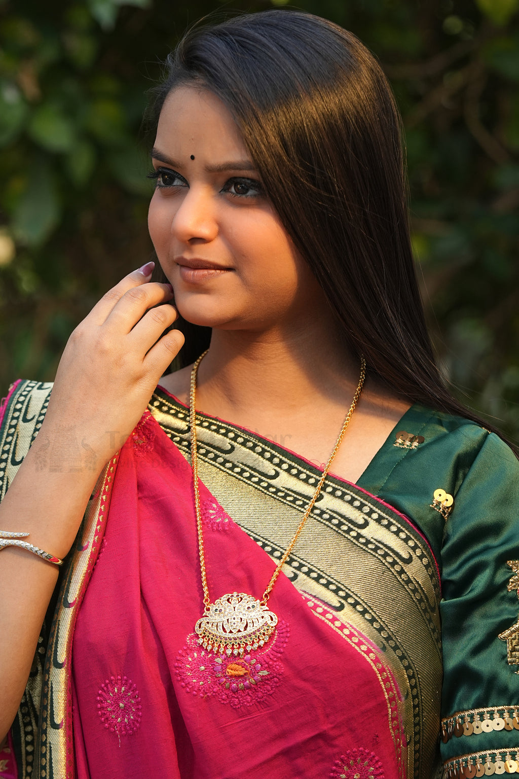 Twin Peacock Crescent Pendant with Mugappu Chain