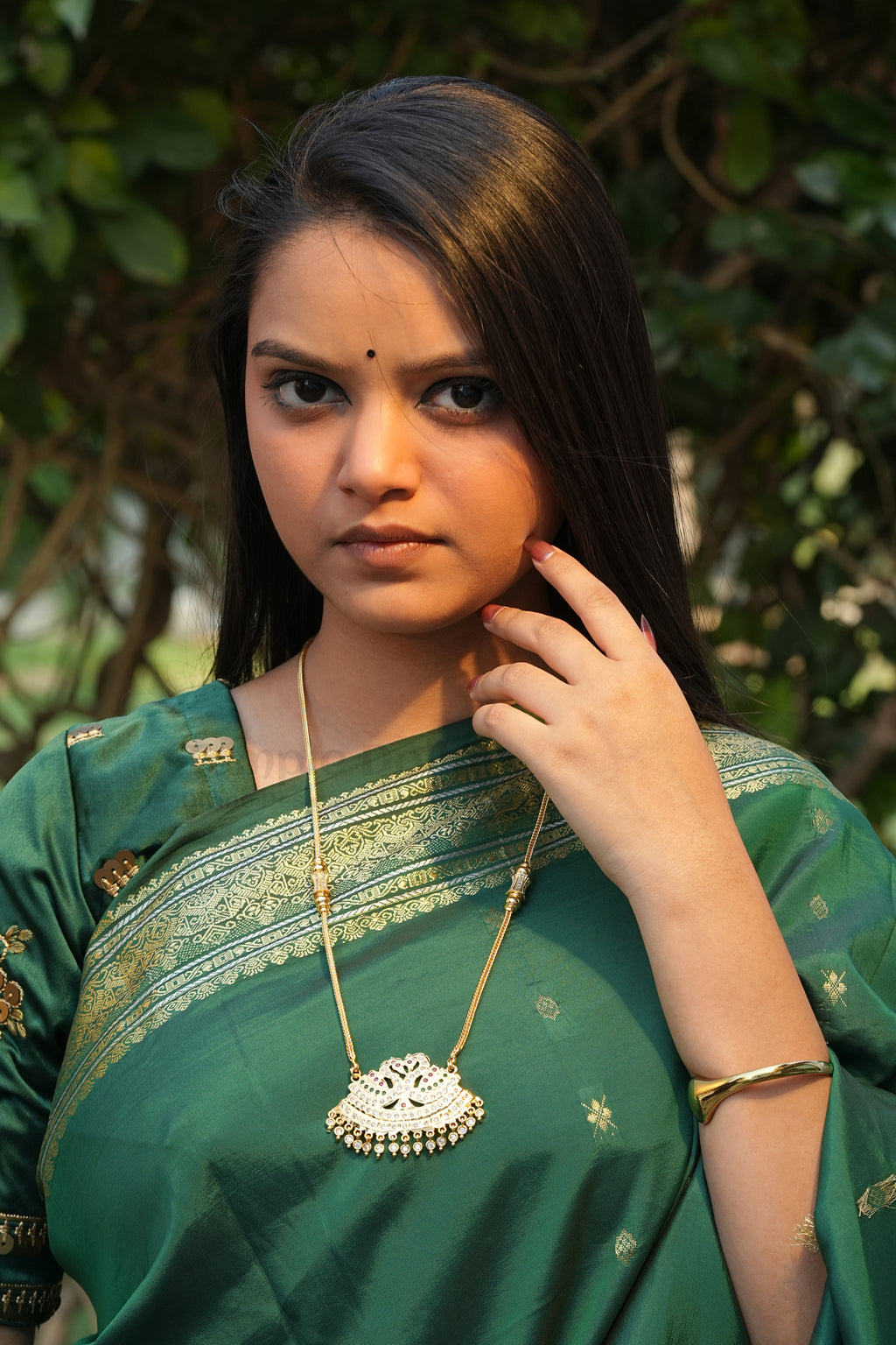 Twin Swan Annapakshi Pendant with Designer V-Link Chain