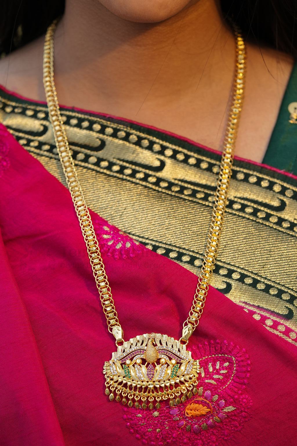 Peacock on Lotus Textured Pendant with Fancy Box Chain