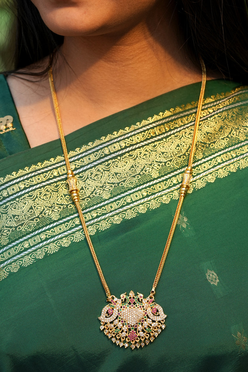 Grand Traditional Motif Pendant with Twisted Rope Chain