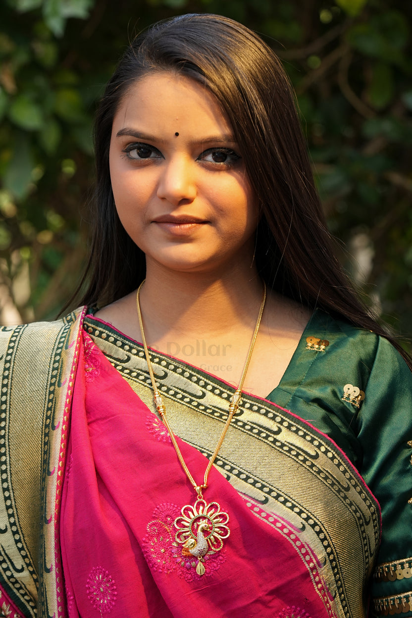 Peacock Motif Pendant with Mugappu Side Accents