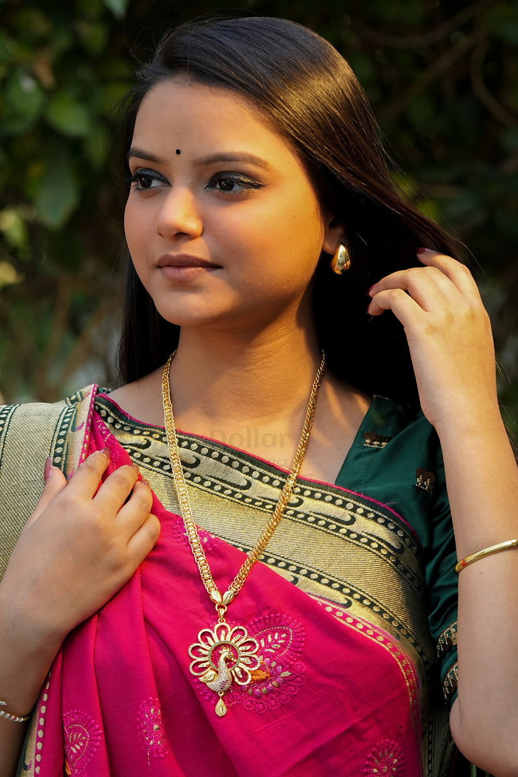 Peacock Motif Pendant with Fancy Indo-Italian Box Chain
