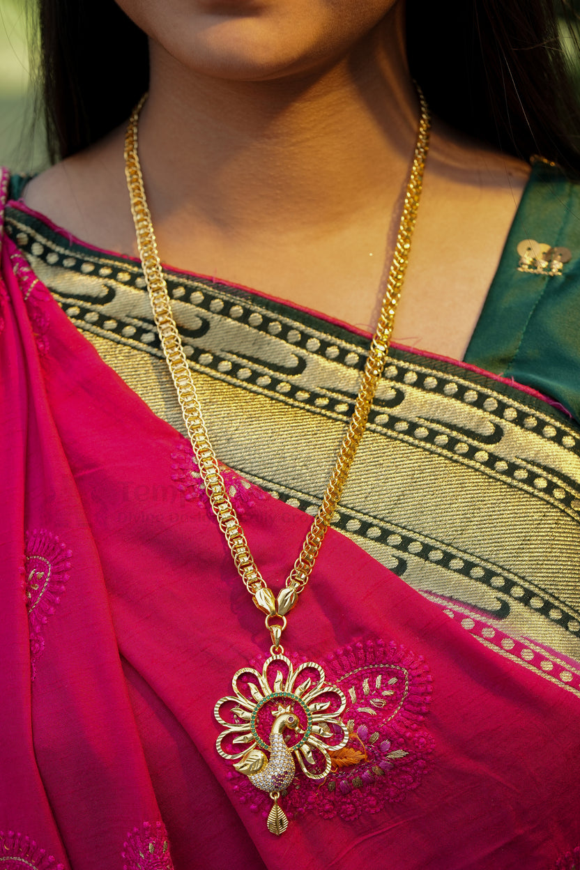 Peacock Motif Pendant with Fancy Indo-Italian Box Chain
