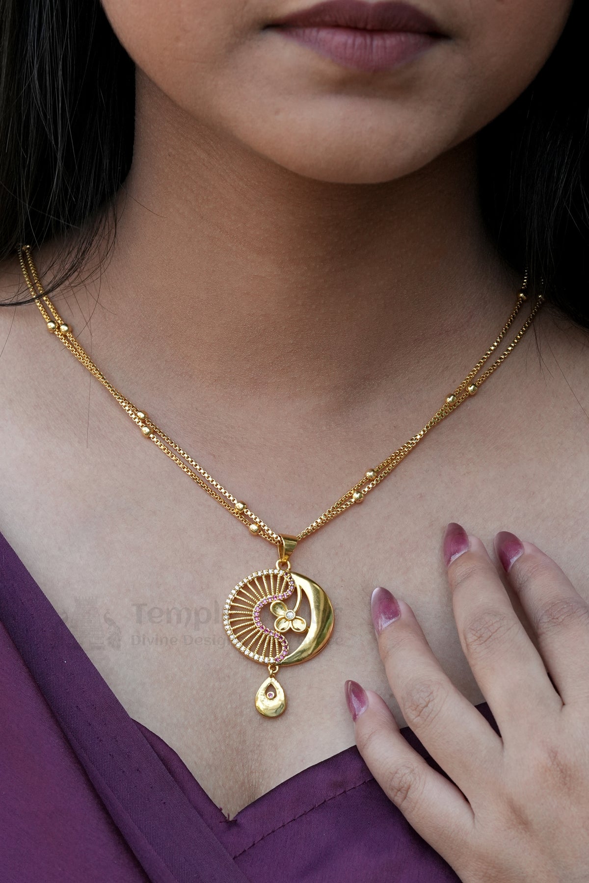 Pendant Chain for Women | Crescent Moon Gold Necklace