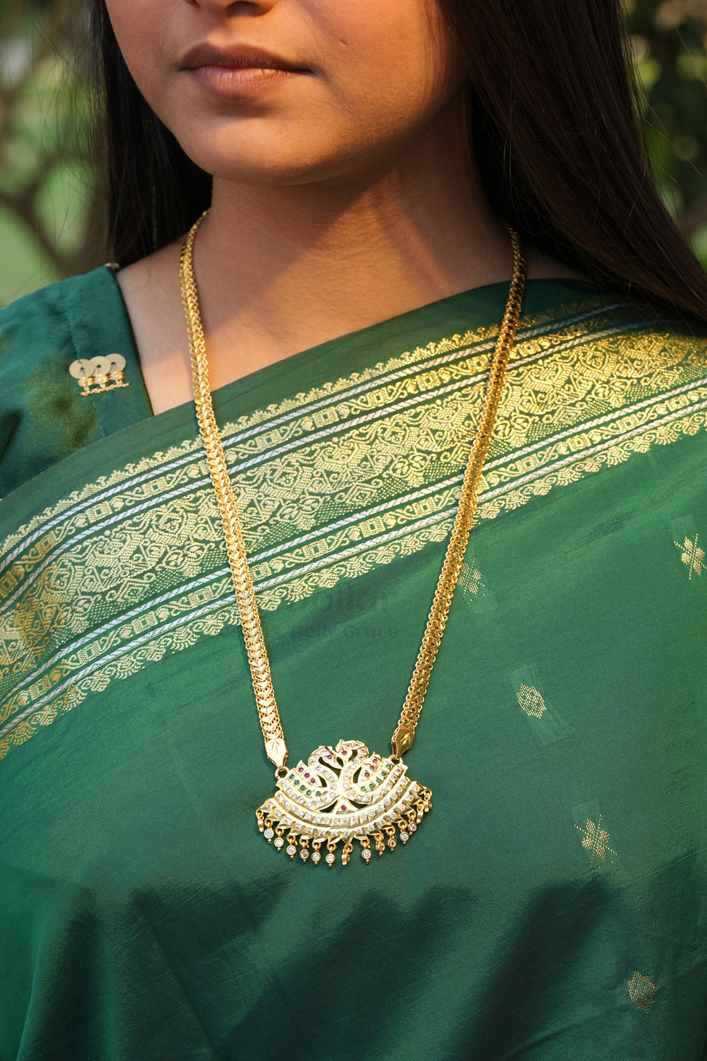 Twin Swan Annapakshi Pendant with Square Mesh Chain