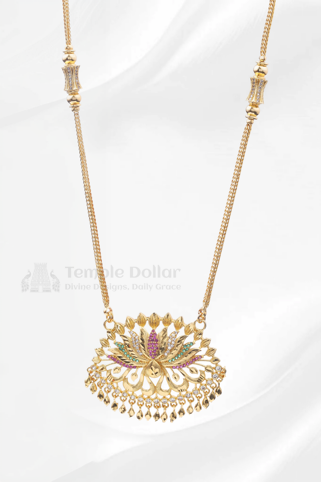 Lotus Paisley Textured Pendant with Twisted Rope Chain