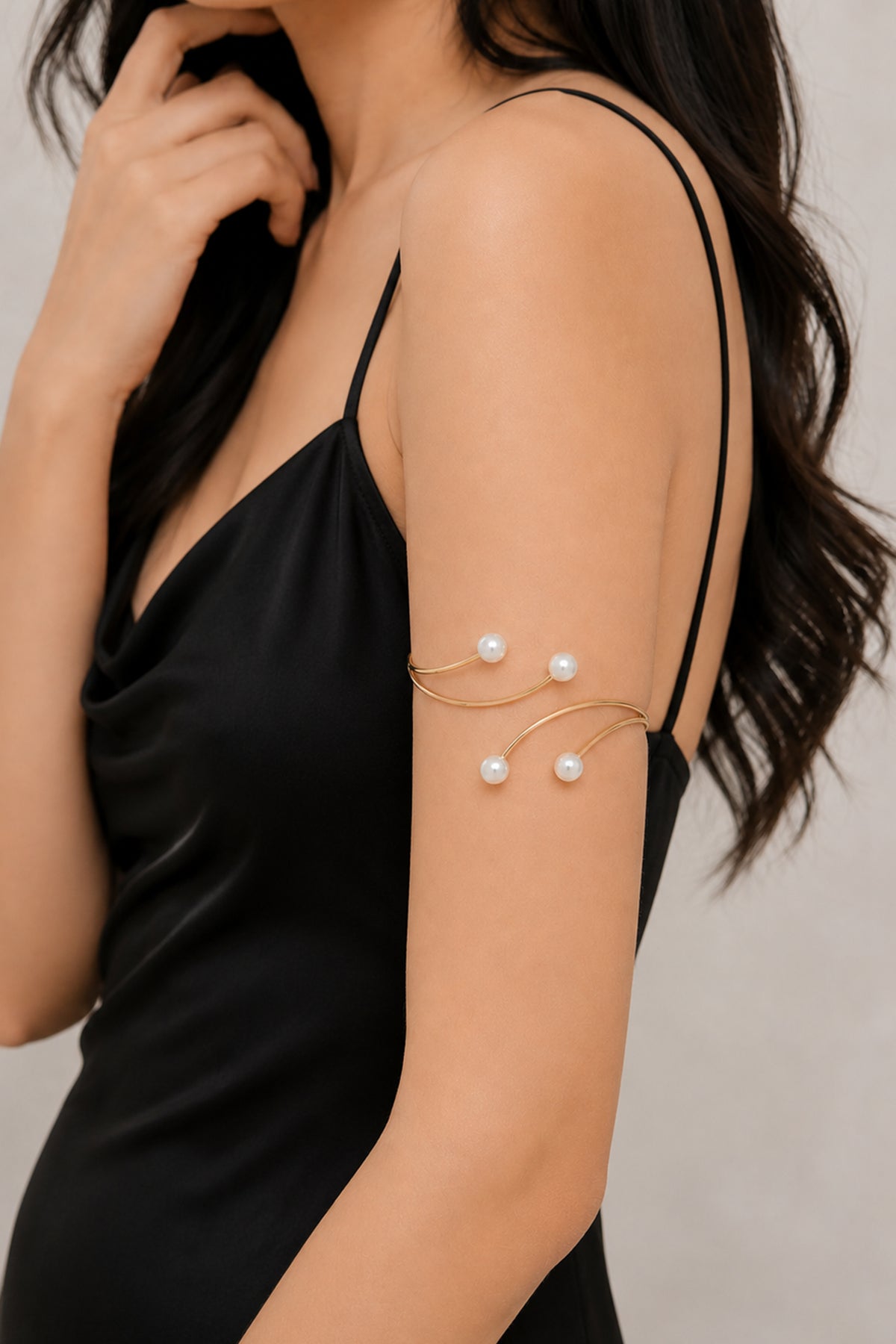 Dainty Pearl Orbit Arm Cuff
