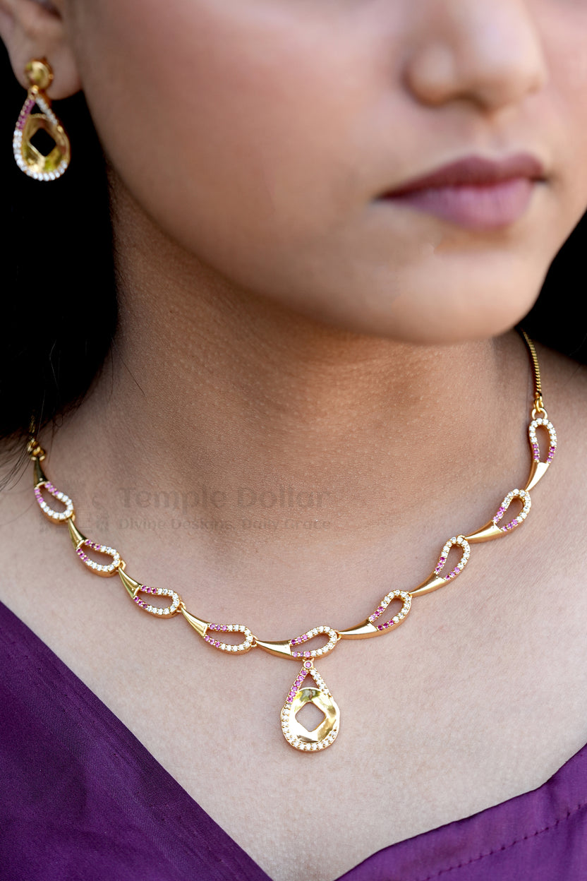 Tempeldollar Festive Ruby Kemp Style Teardrop Choker Set | Traditional Wedding Wear Gold Plated Necklace & Earring Set